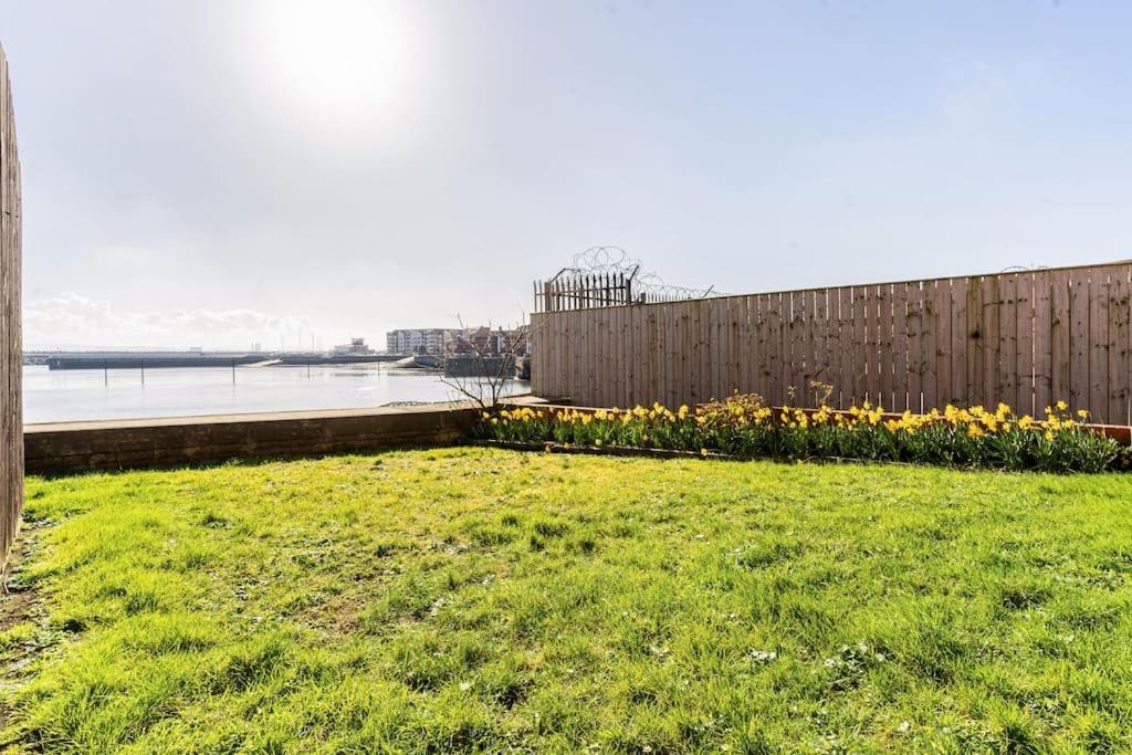 Stunning Ground Floor Hartlepool Marina Apartment Esterno foto